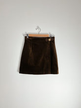 将图片加载到图库查看器,Floral button mini skirt