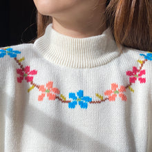 将图片加载到图库查看器,Vintage floral collar jumper