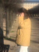 Charger l'image dans la galerie, Vintage quilted coat