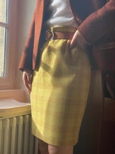将图片加载到图库查看器,Vintage wool pencil skirt