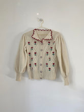Charger l'image dans la galerie, PRE-ORDER Hand knitted white cardigan