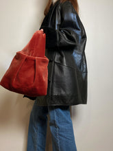 将图片加载到图库查看器,Handmade long wrist bag