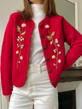 Charger l'image dans la galerie, Vintage reworked embroidery red coat