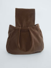 将图片加载到图库查看器,Handmade small wrist bag