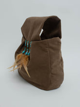 将图片加载到图库查看器,Handmade small wrist bag