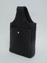 将图片加载到图库查看器,Handmade quilted plank bag