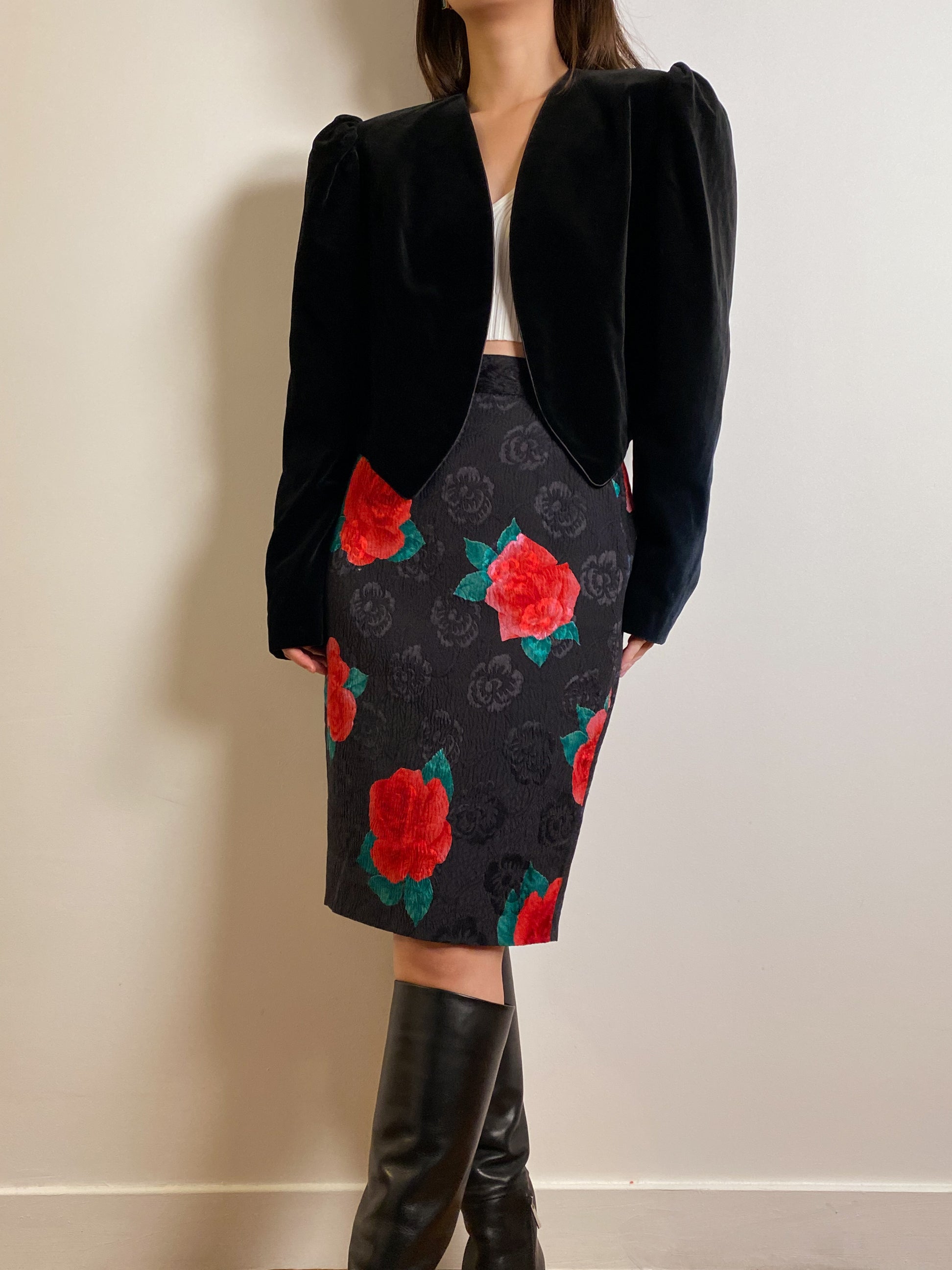 Vintage Rose pattern skirt