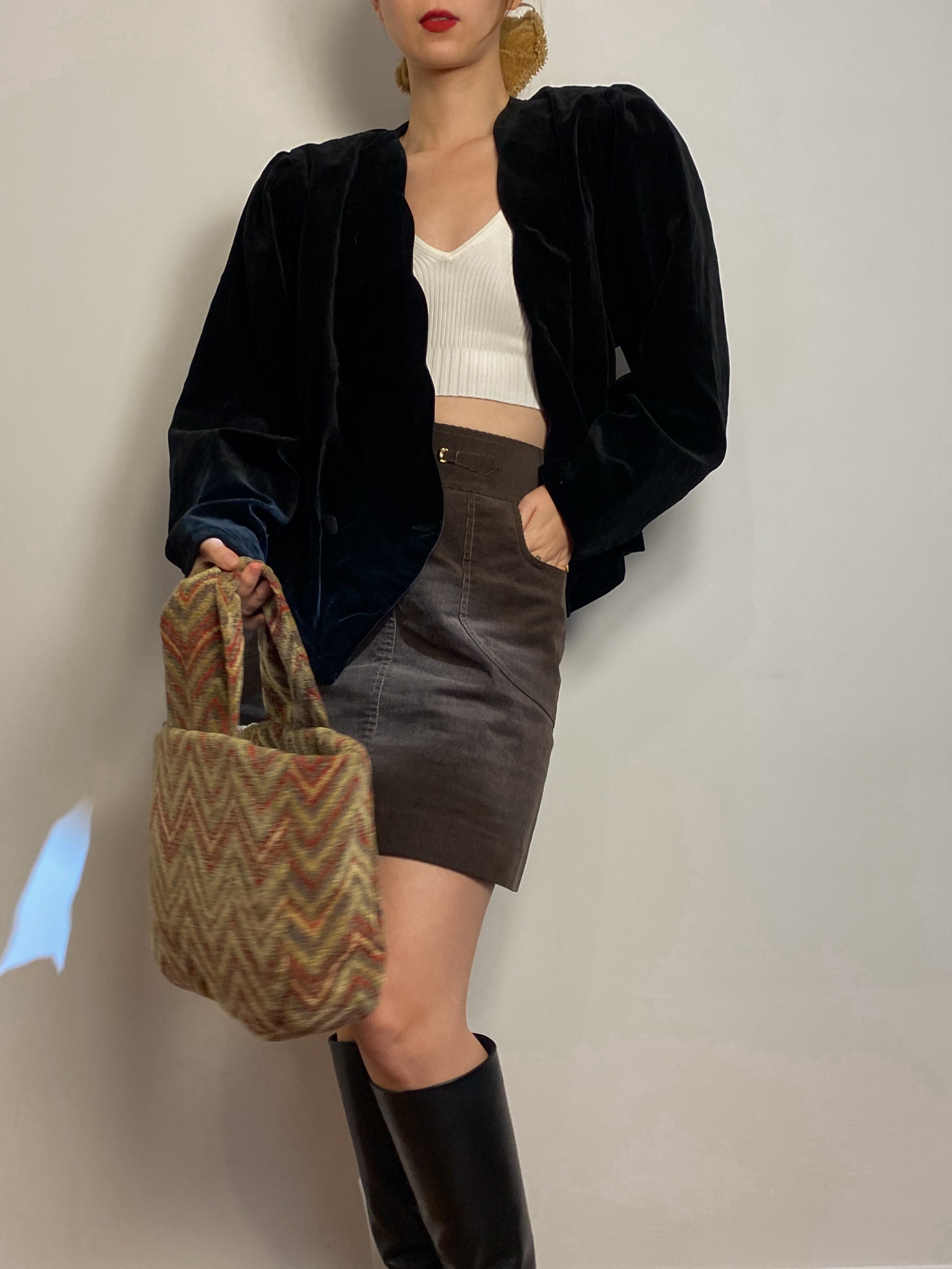 Handmade middle wrist bag