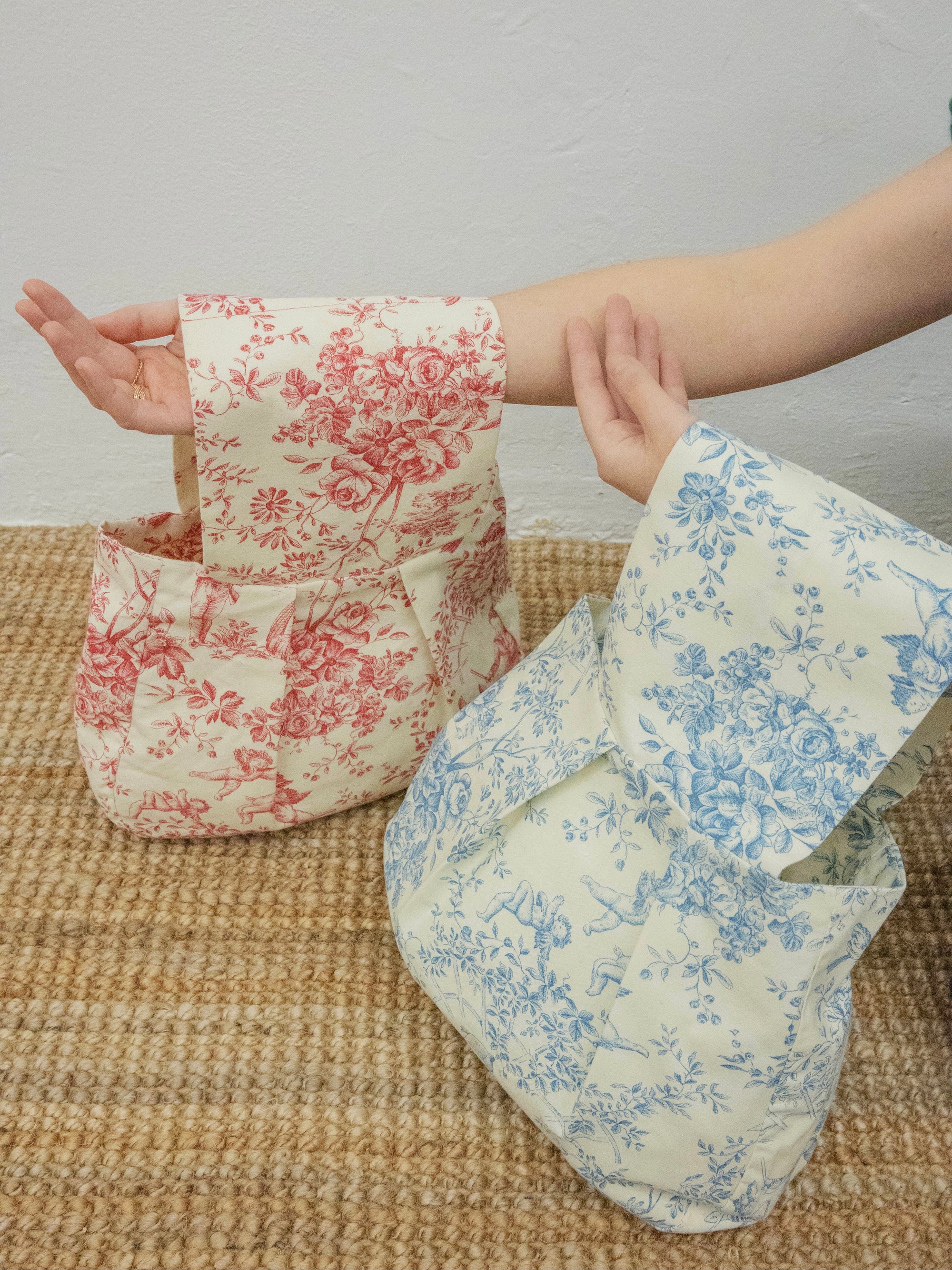 Handmade small wrist bag