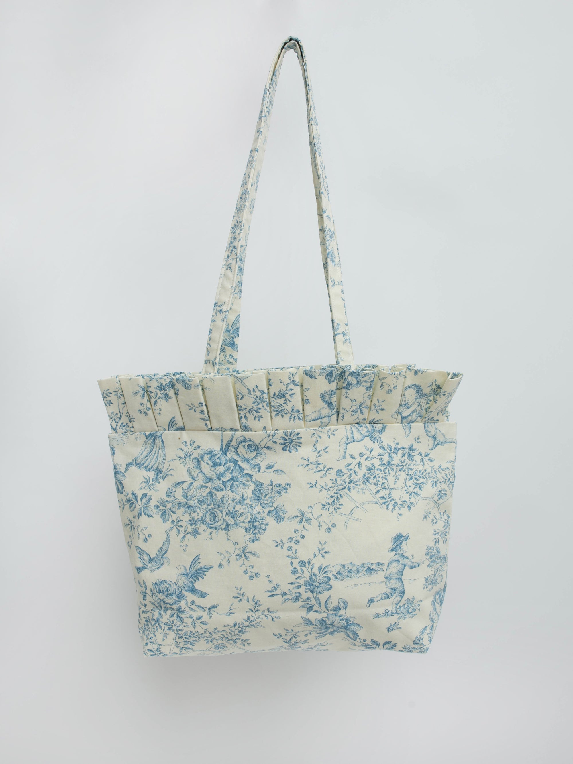 Handmade flounce hem bag