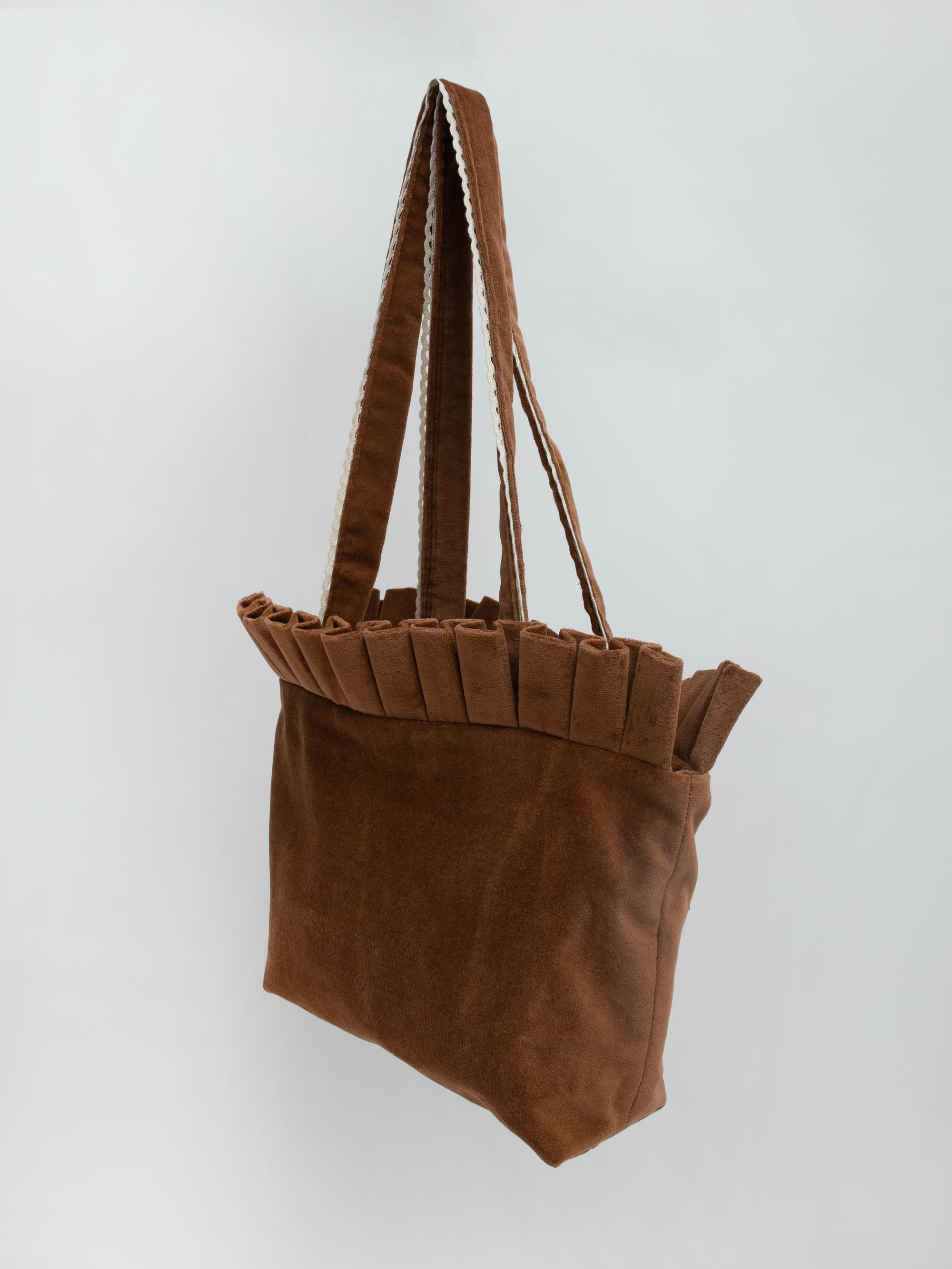 Handmade flounce hem bag
