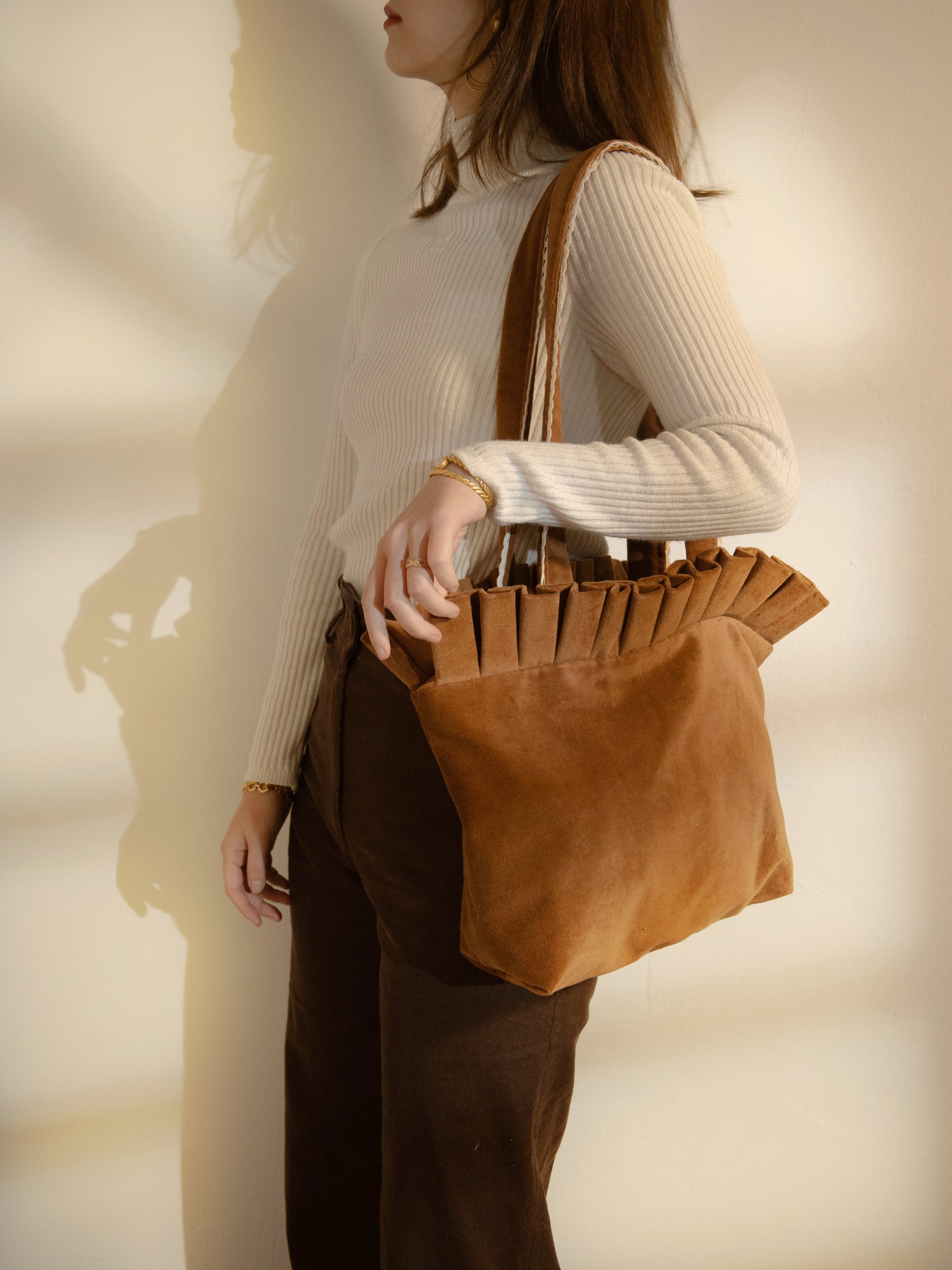Handmade flounce hem bag